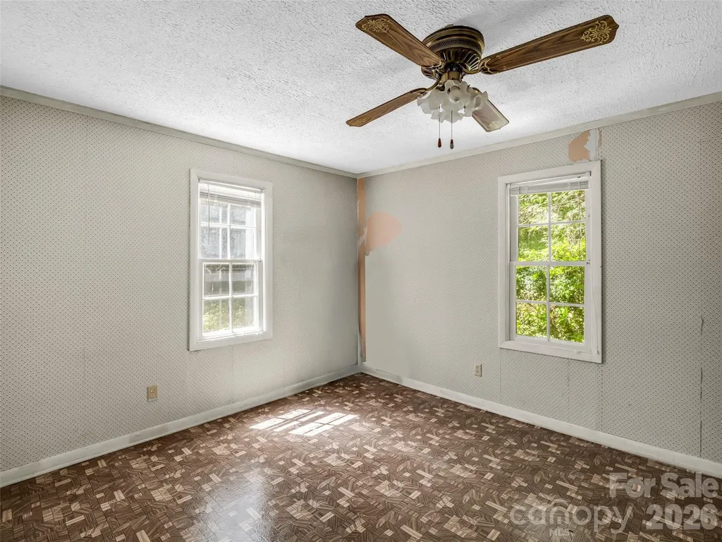 247 Legacy Layne Drive Hendersonville NC 28792