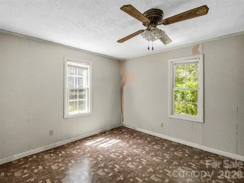 247 Legacy Layne Drive Hendersonville NC 28792
