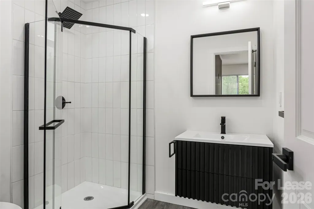286 Berkeley Road Hendersonville NC 28792