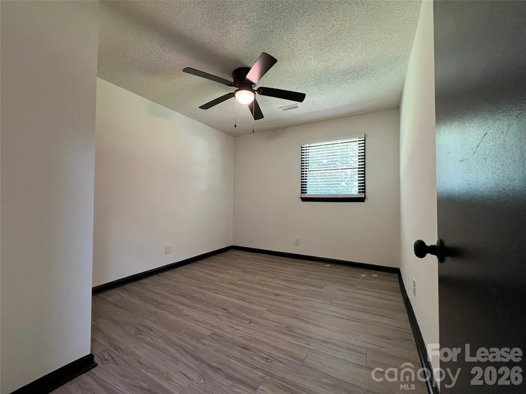1214 Northwoods Drive Kings Mountain NC 28086
