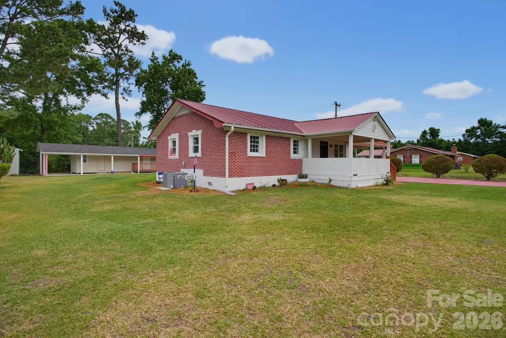 149 Dobbins Street Wallace NC 28466
