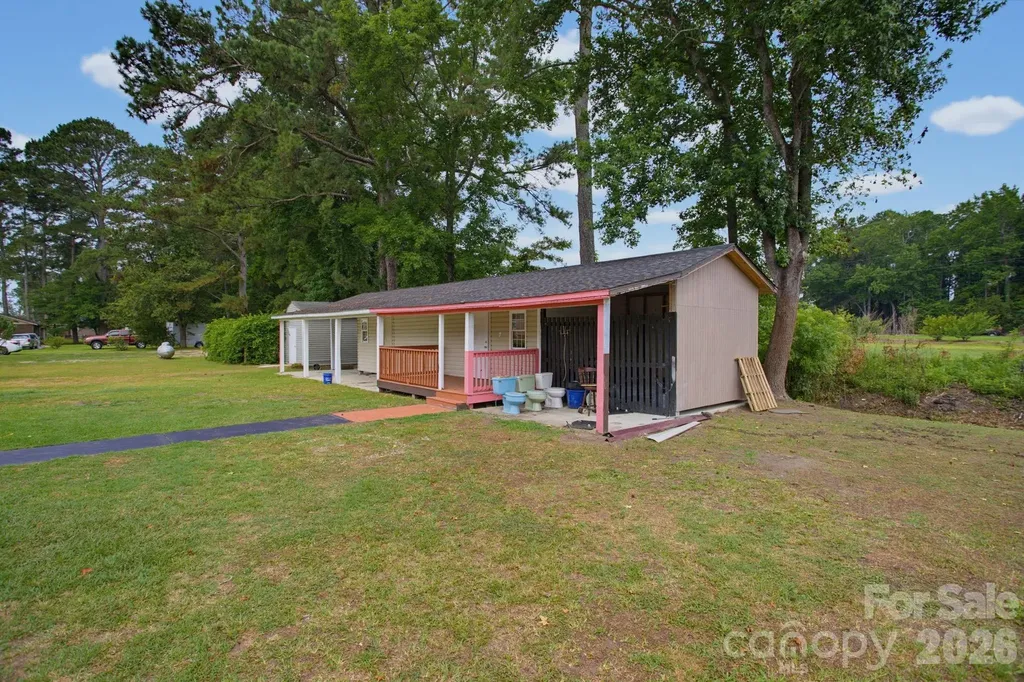 149 Dobbins Street Wallace NC 28466