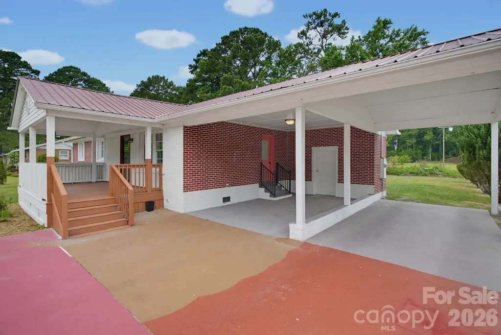 149 Dobbins Street Wallace NC 28466