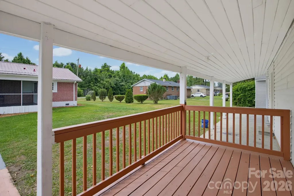 149 Dobbins Street Wallace NC 28466