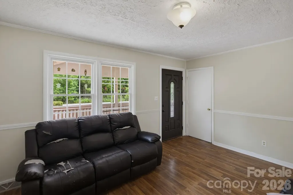 149 Dobbins Street Wallace NC 28466