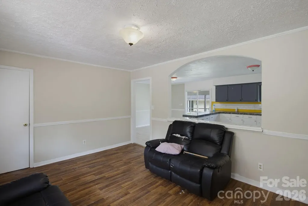 149 Dobbins Street Wallace NC 28466