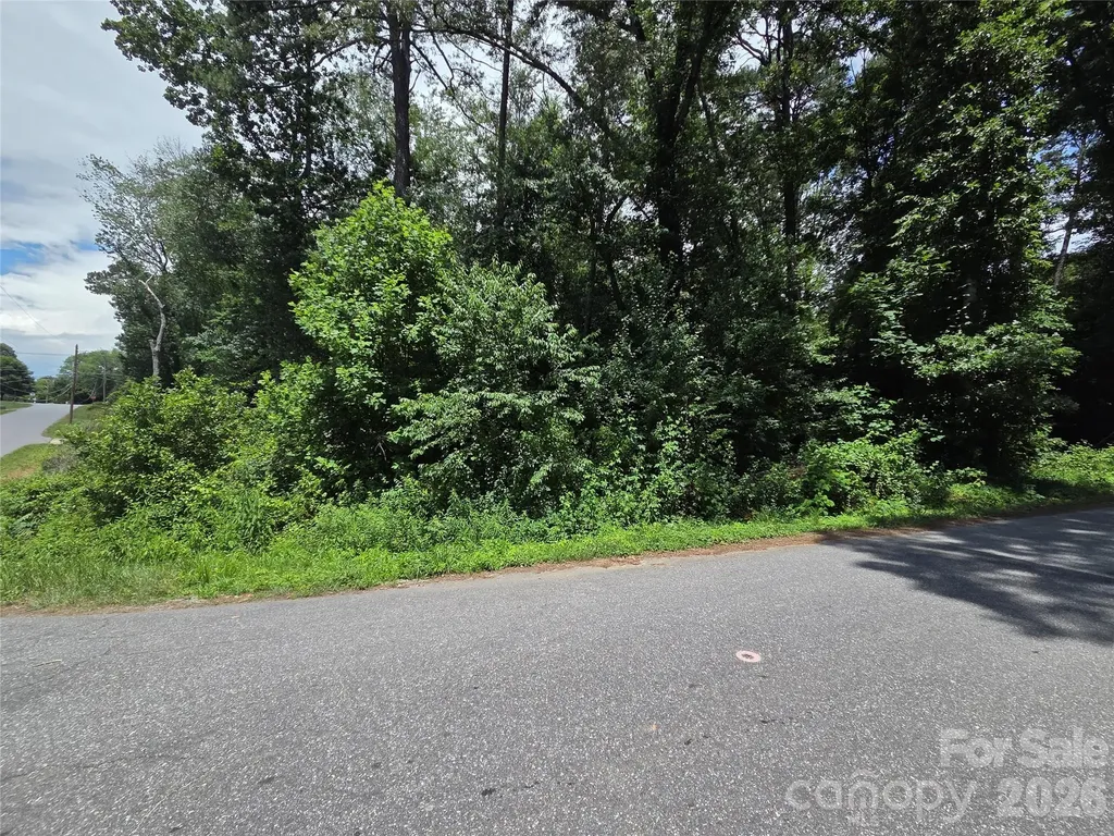 2320 Evans Street SW Lenoir NC 28645