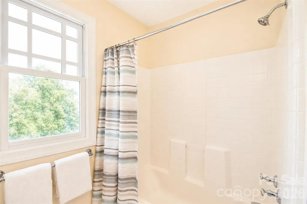 127 Vista Drive Davidson NC 28036