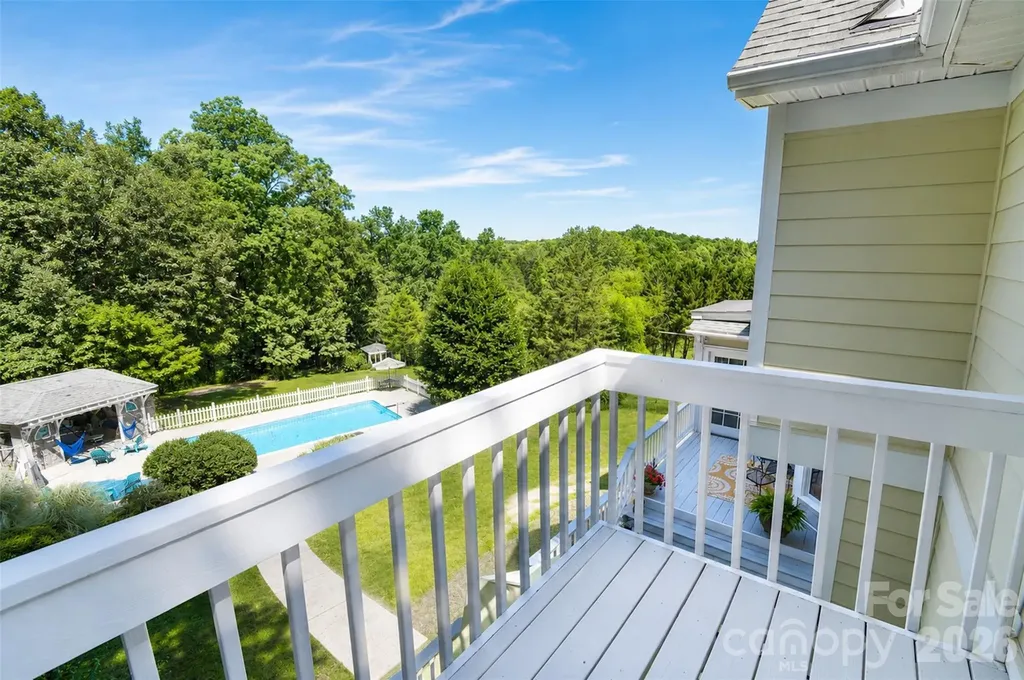 127 Vista Drive Davidson NC 28036
