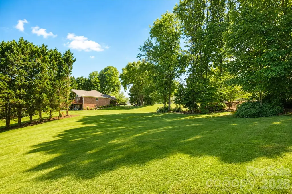127 Vista Drive Davidson NC 28036