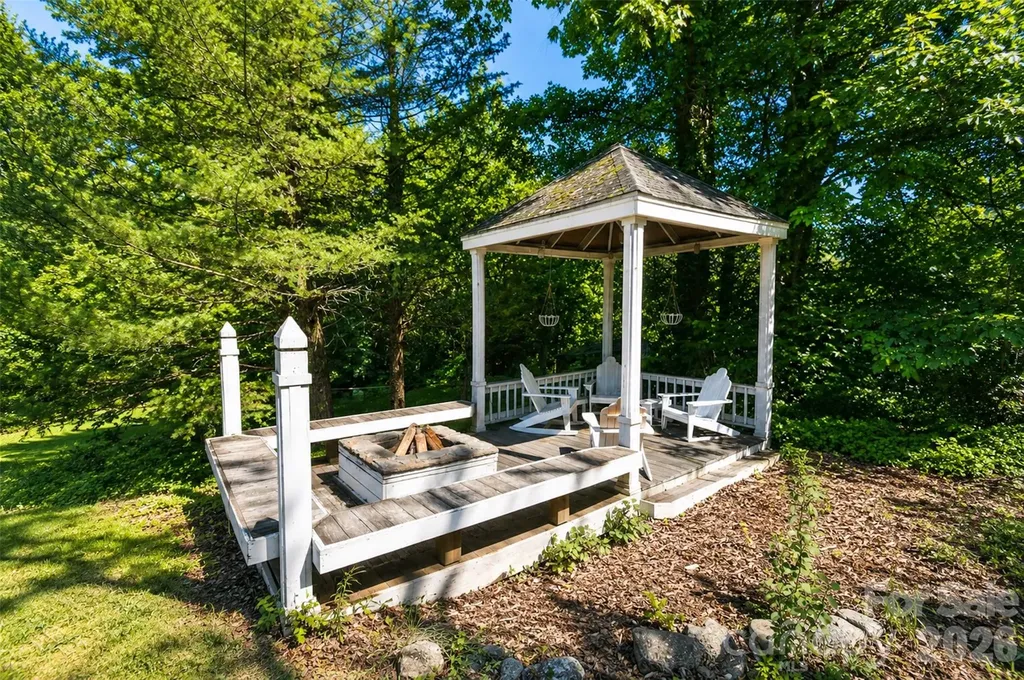 127 Vista Drive Davidson NC 28036