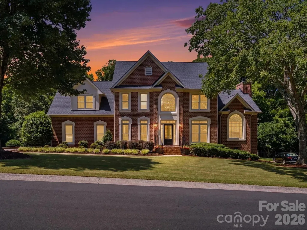 8916 Abrell Walk Court Charlotte NC 28226