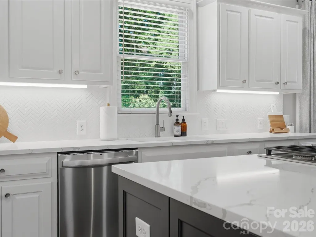 8916 Abrell Walk Court Charlotte NC 28226