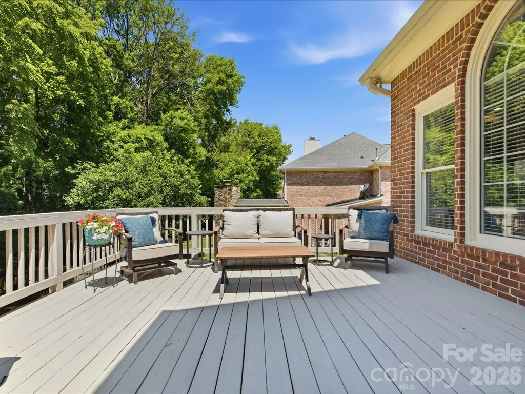 8916 Abrell Walk Court Charlotte NC 28226