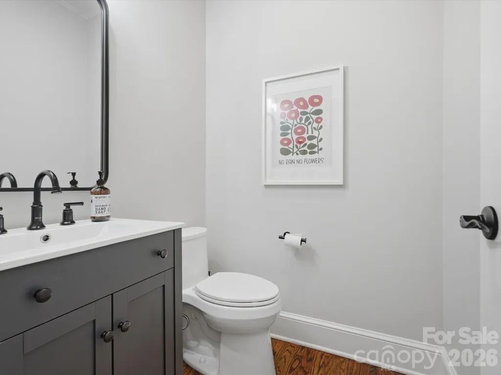 8916 Abrell Walk Court Charlotte NC 28226