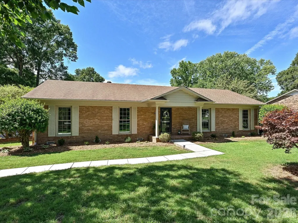 218 Sturbridge Drive Charlotte NC 28214