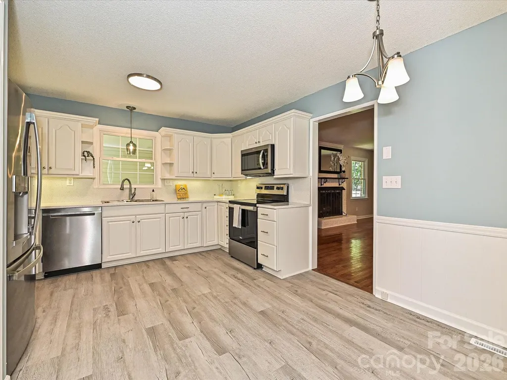 218 Sturbridge Drive Charlotte NC 28214