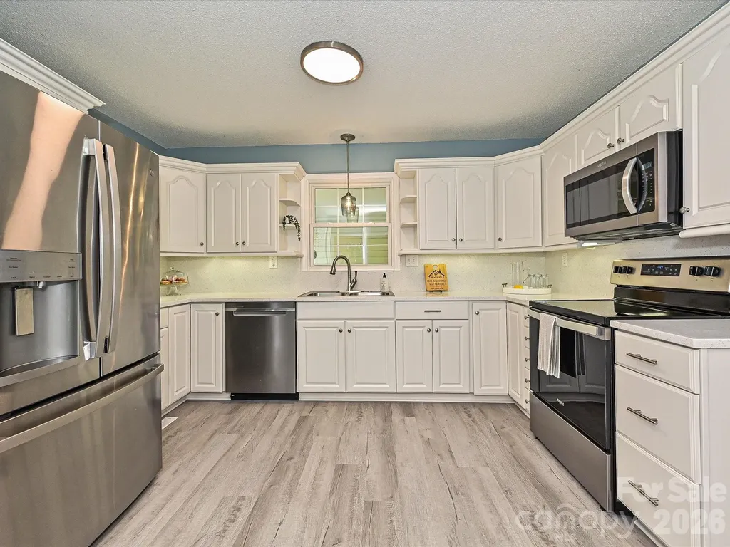 218 Sturbridge Drive Charlotte NC 28214