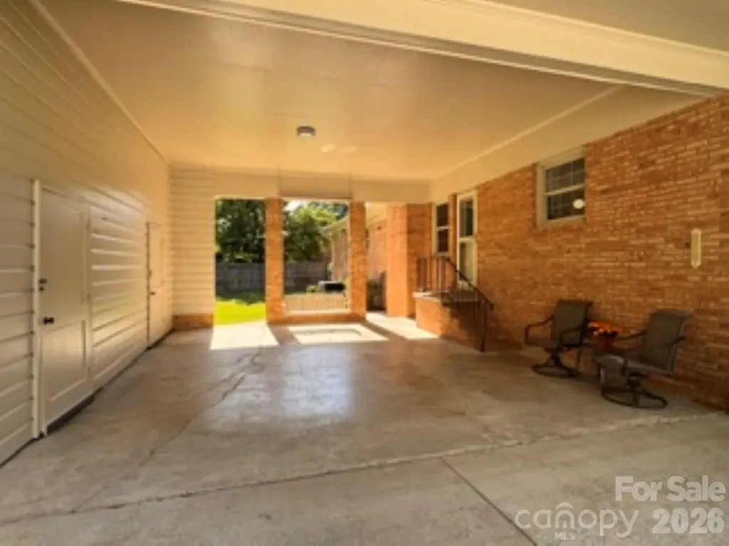 218 Sturbridge Drive Charlotte NC 28214