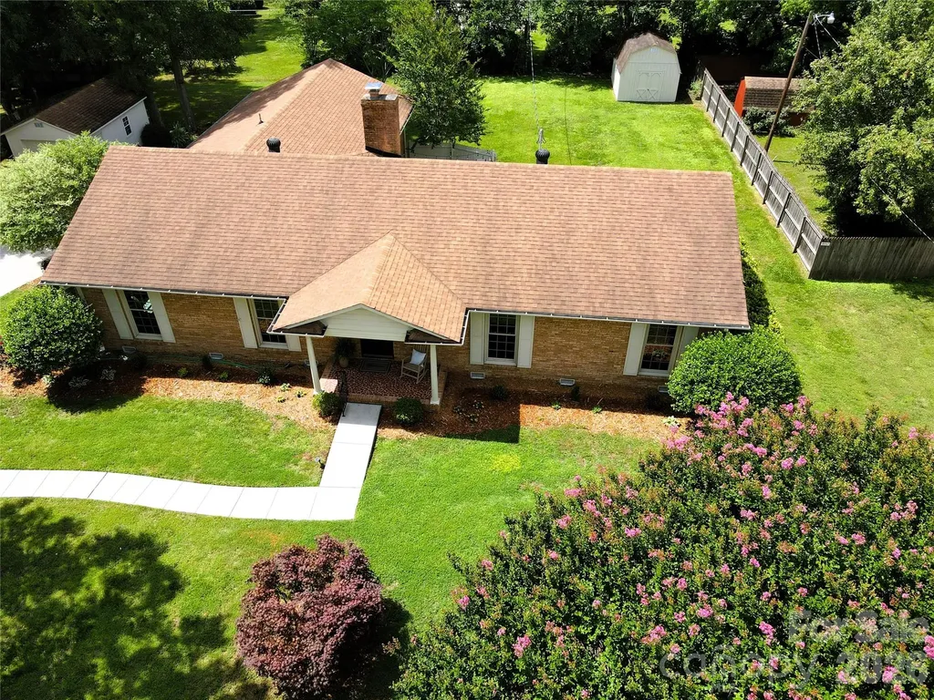 218 Sturbridge Drive Charlotte NC 28214