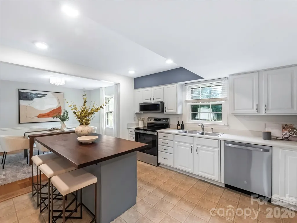 1429 Mcilroy Road Charlotte NC 28212
