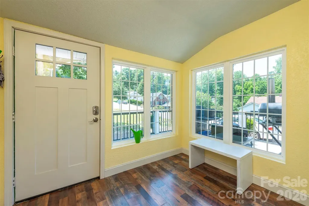 65 Walnut Street Marion NC 28752