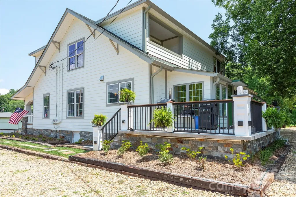 65 Walnut Street Marion NC 28752