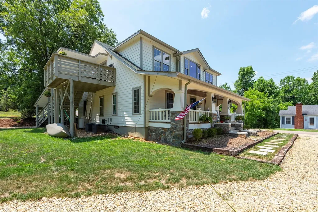 65 Walnut Street Marion NC 28752