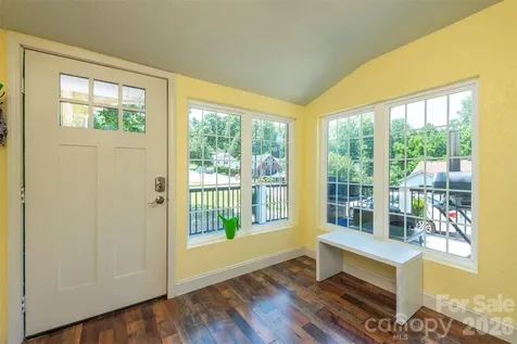65 Walnut Street Marion NC 28752