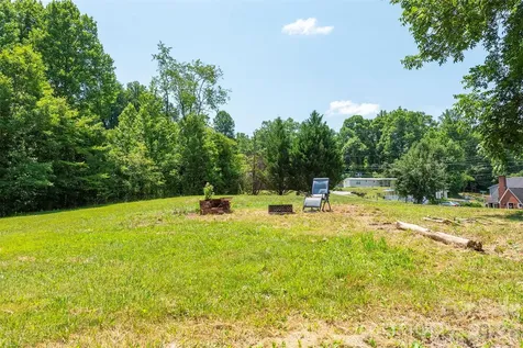 65 Walnut Street Marion NC 28752
