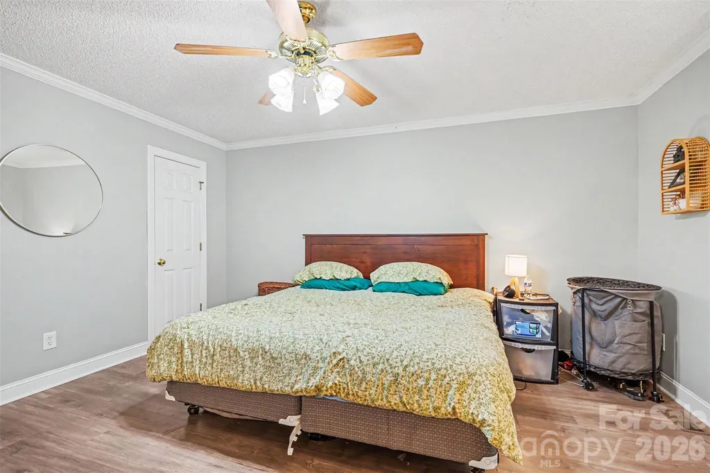 8904 Gosnell Drive Charlotte NC 28227