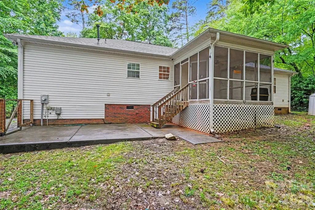 8904 Gosnell Drive Charlotte NC 28227