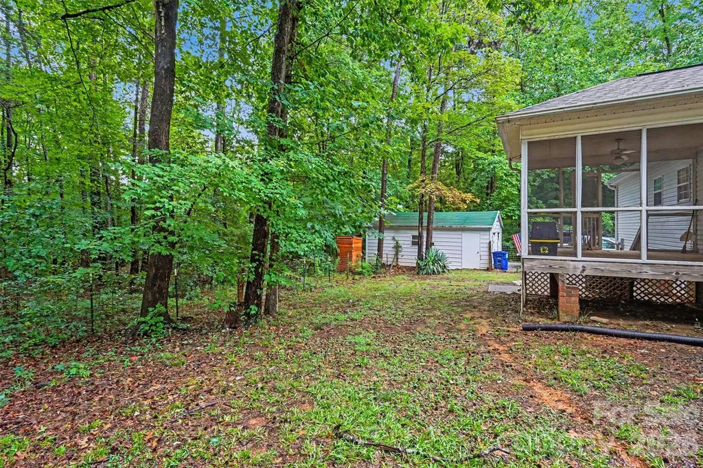 8904 Gosnell Drive Charlotte NC 28227