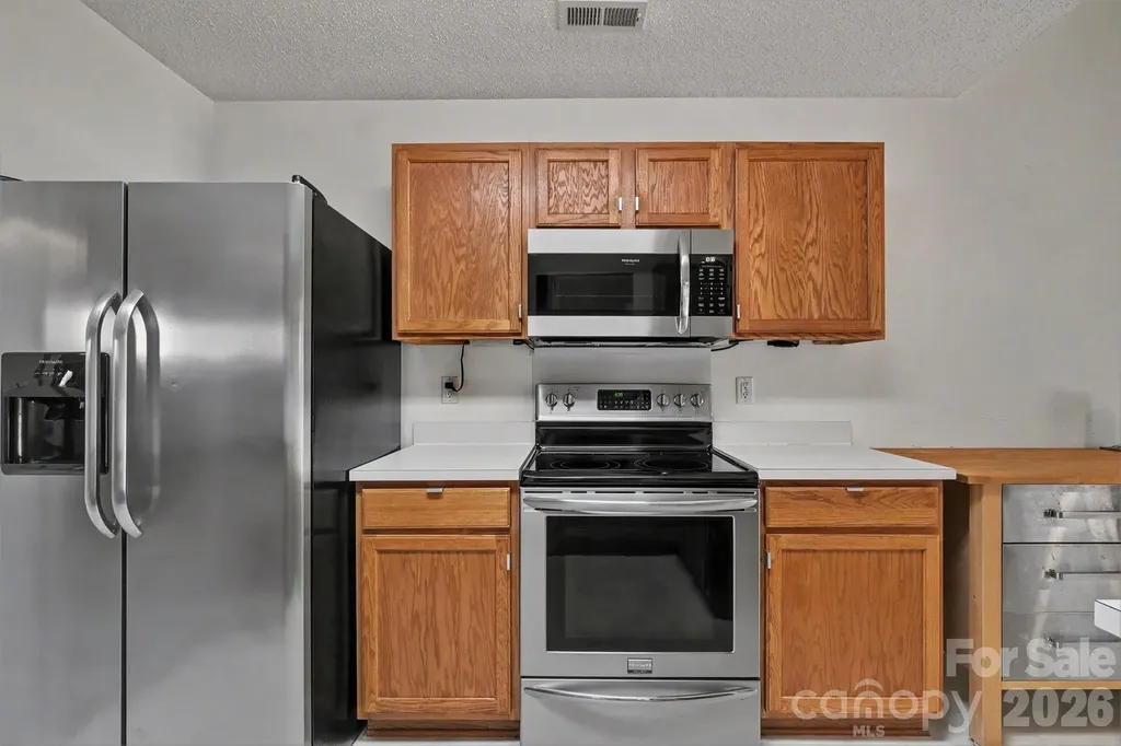9229 Simonton Drive Charlotte NC 28269