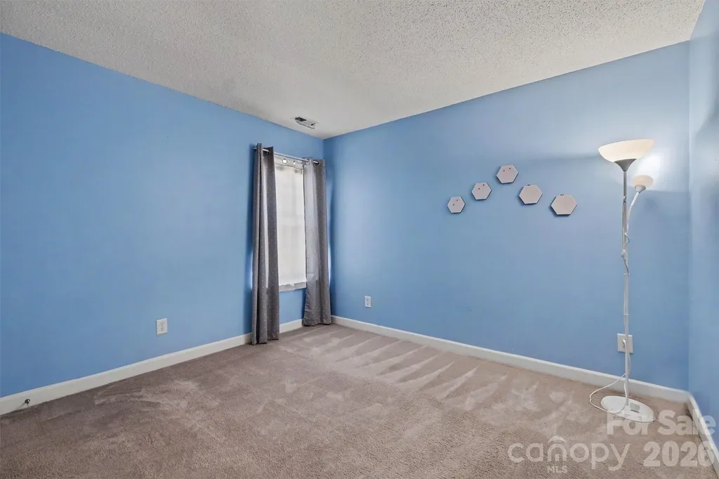 9229 Simonton Drive Charlotte NC 28269