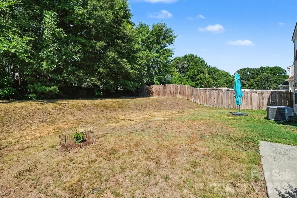 9229 Simonton Drive Charlotte NC 28269