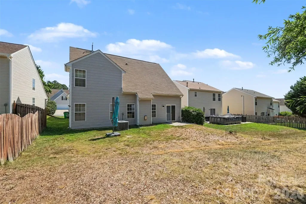 9229 Simonton Drive Charlotte NC 28269
