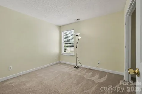 9229 Simonton Drive Charlotte NC 28269
