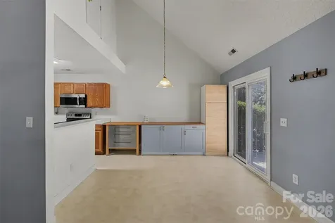 9229 Simonton Drive Charlotte NC 28269