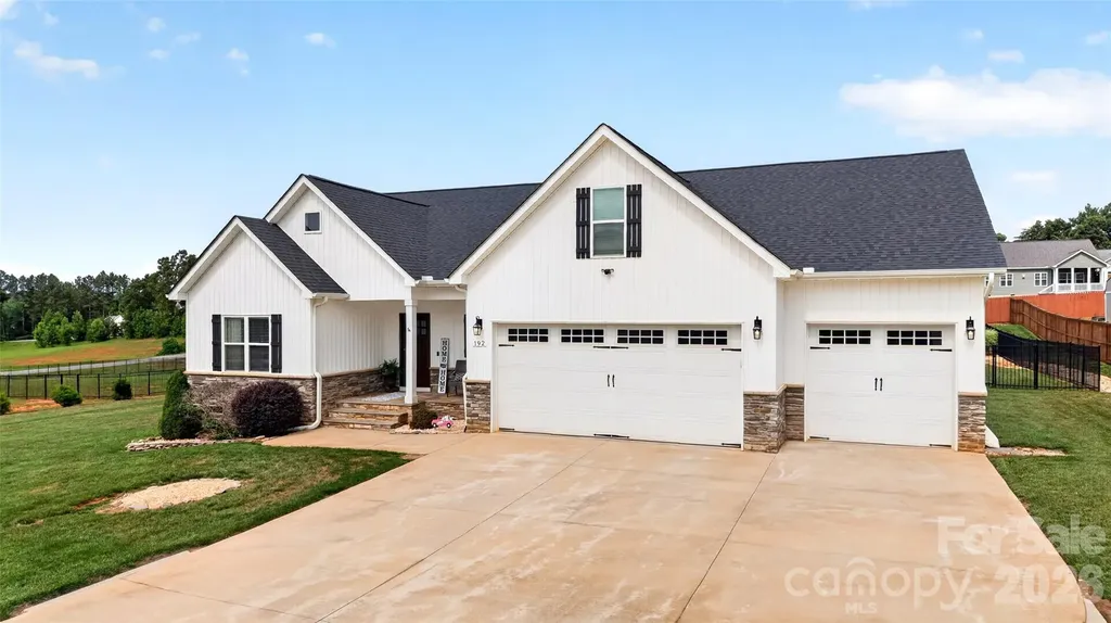 192 Staffordshire Drive Statesville NC 28625
