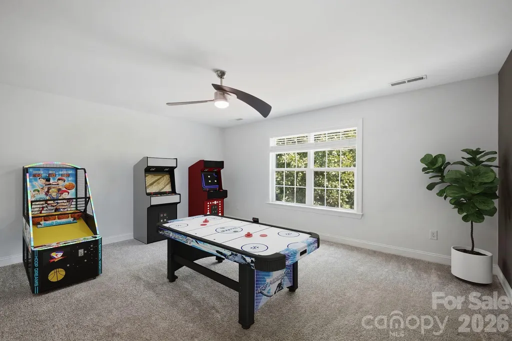 983 Jerry Lees Way Denver NC 28037
