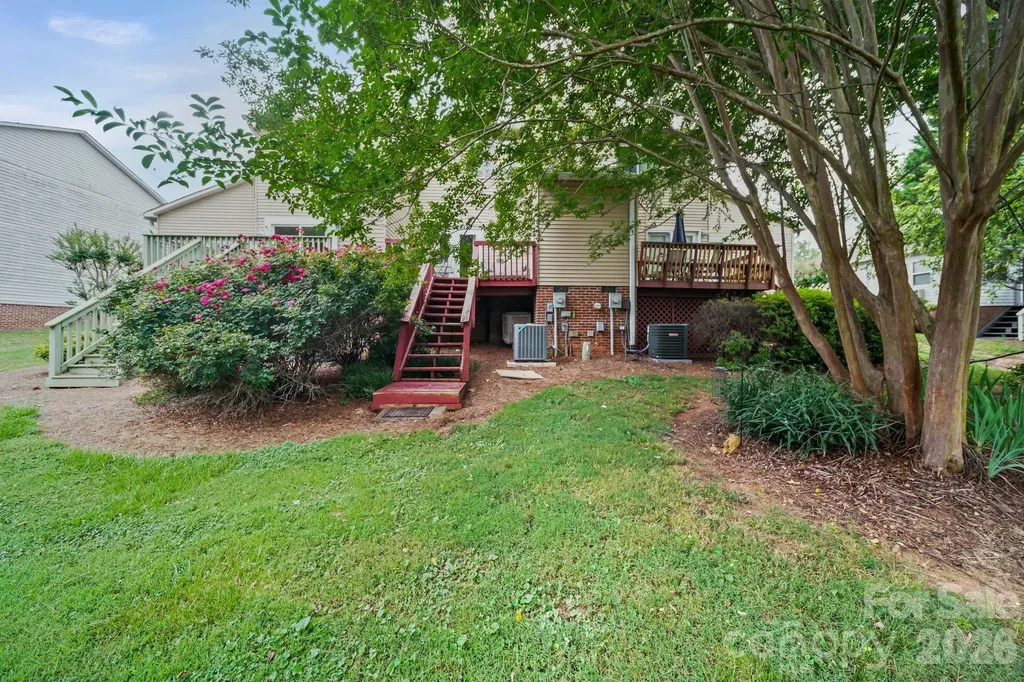 1519 South Point Road Belmont NC 28012