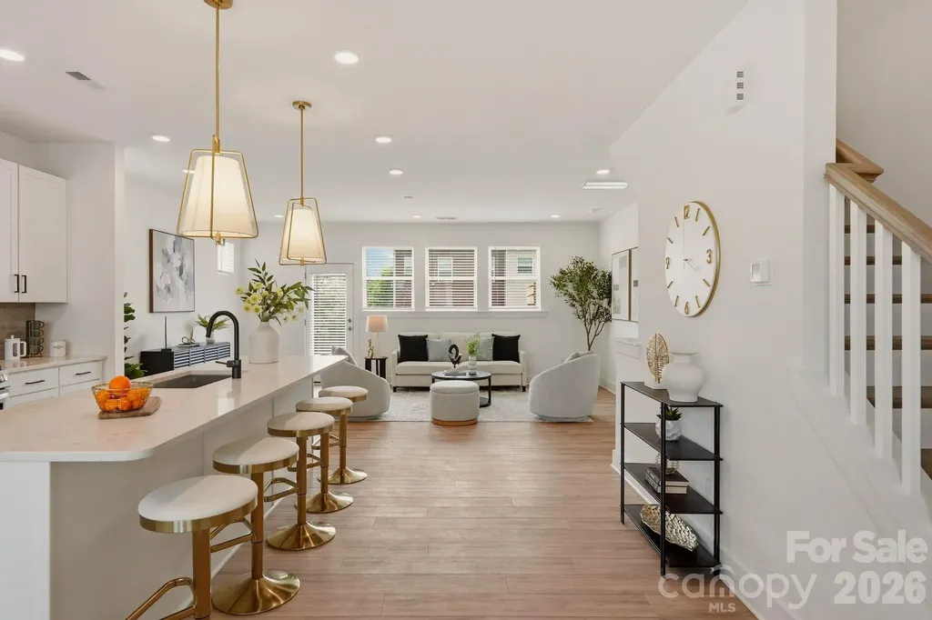 4047 Bass River Parkway Charlotte NC 28217