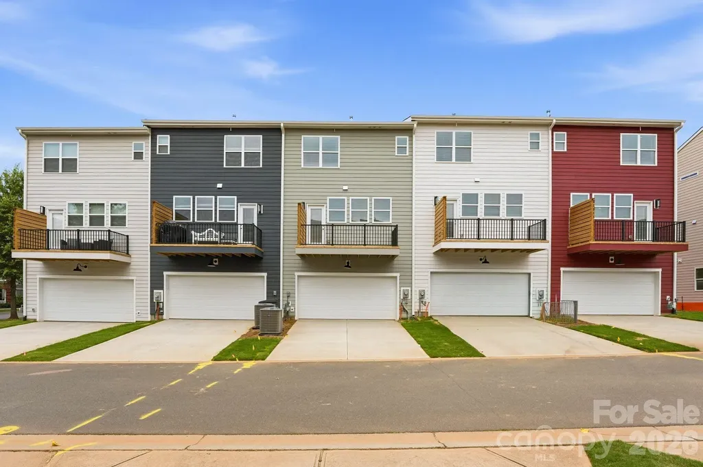 4047 Bass River Parkway Charlotte NC 28217