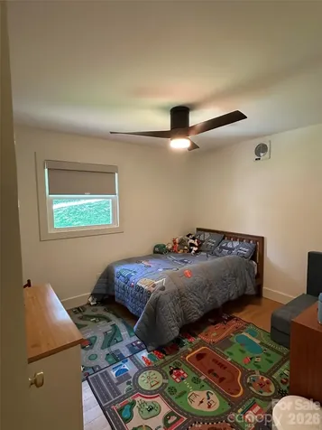 10 Oakwood Drive Weaverville NC 28787