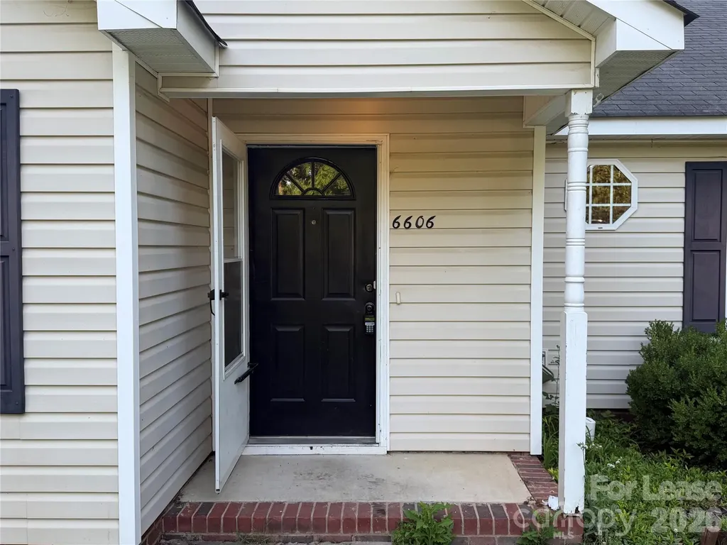 6606 1st Avenue Indian Trail NC 28079