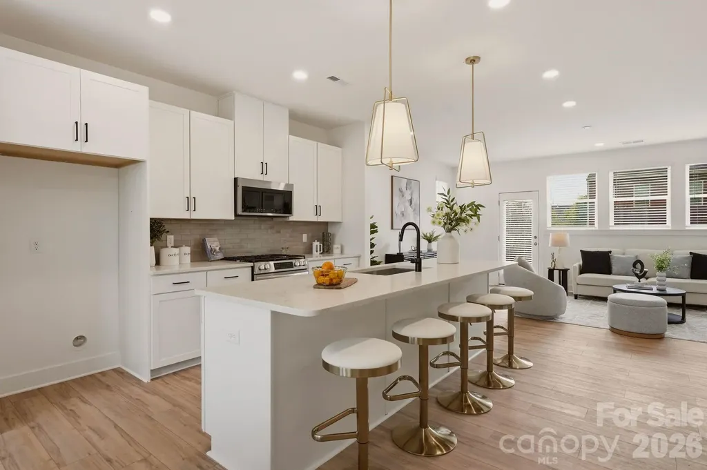 4051 Bass River Parkway Charlotte NC 28217