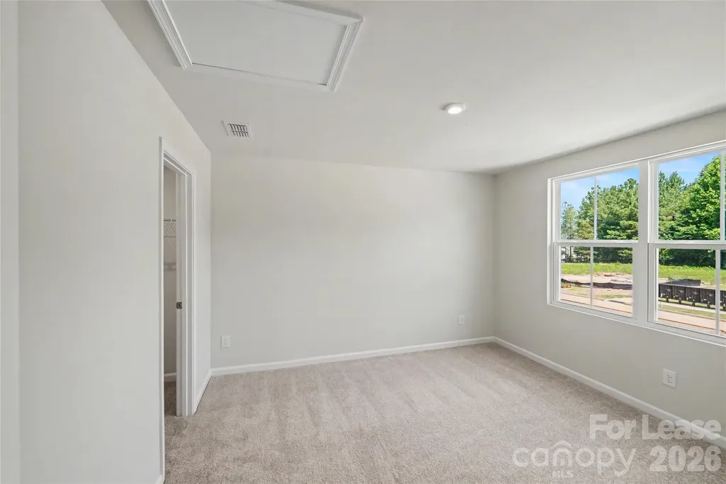 10051 Florentine Way Charlotte NC 28214