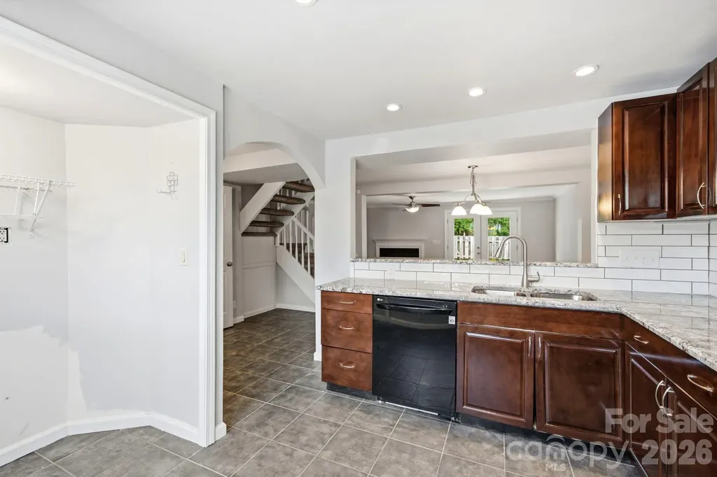 242 Water Oak Drive Pineville NC 28134