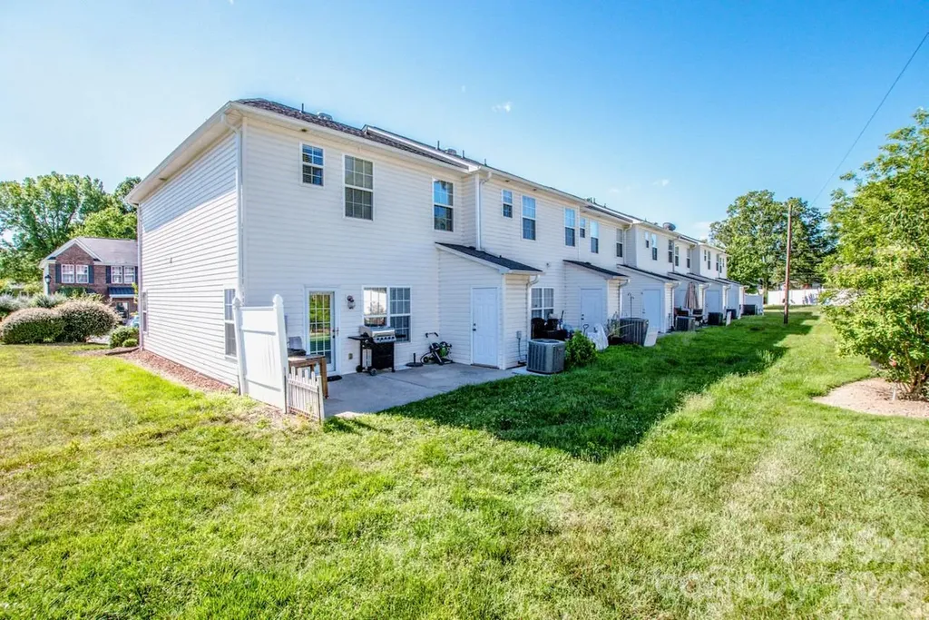 4151 Kenton Glenn Court NW Concord NC 28027